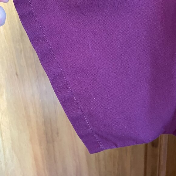 EUC Cherokee Workwear Plum Purple 2X Scrub Top - Picture 3 of 4